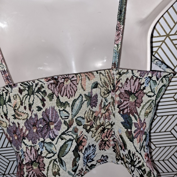 Spaghetti  strap tank cami - Picture 3 of 4